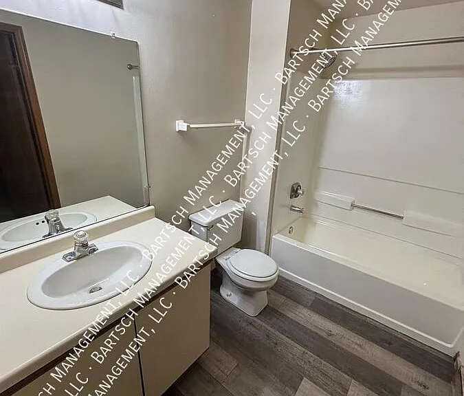 W182S8463 Racine Ave #63 — Photo 7