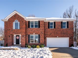 3327 Cobblers Ct, New Albany, IN 47150