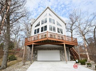 240 Maplewood Trl, Michigan City, IN 46360