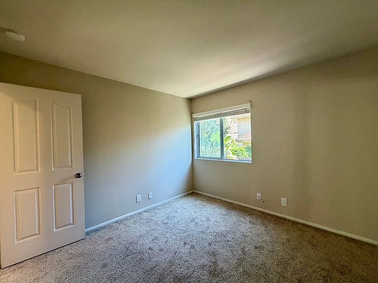 3366 Waterford Dr — Photo 42