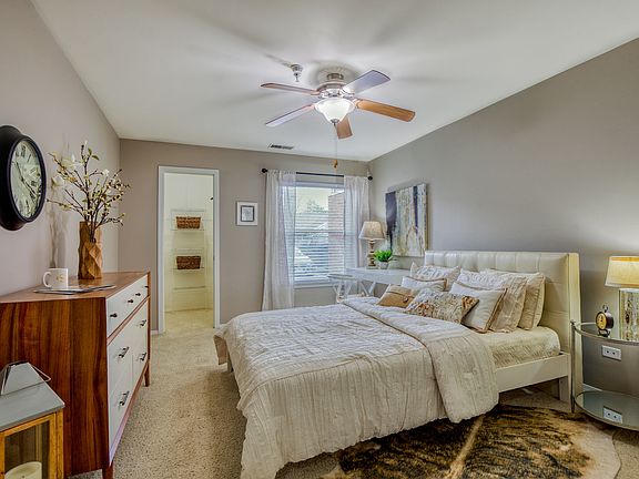 5th image of 245 N Oakhurst Dr #10246775