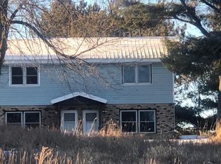 11422 N Shore Dr W, Grantsburg, WI 54840