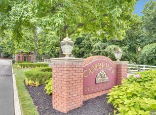 202 Cambridge Dr #202, Ramsey, NJ 07446