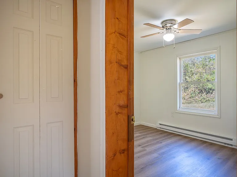 7278 Manns Dr — Photo 15
