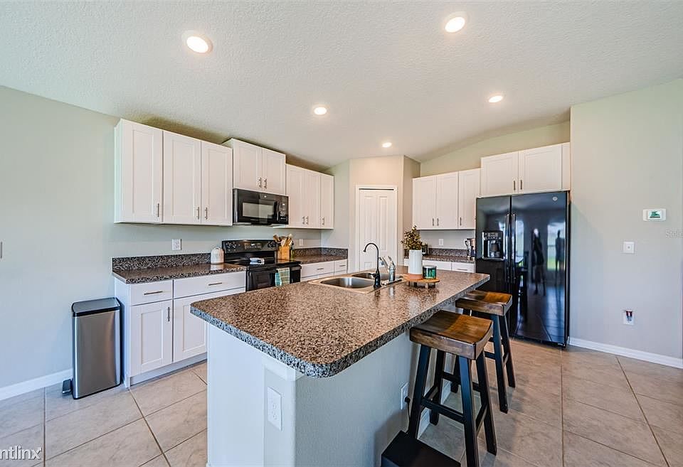 1st image of 11523R Sage Canyon Dr