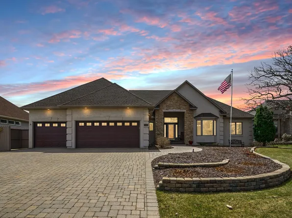2308 Lacasse Ct, Lino Lakes, MN 55038