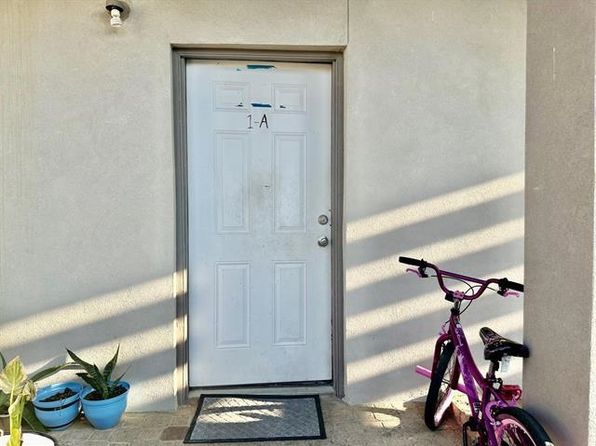 laredo-texas-250998183 picture