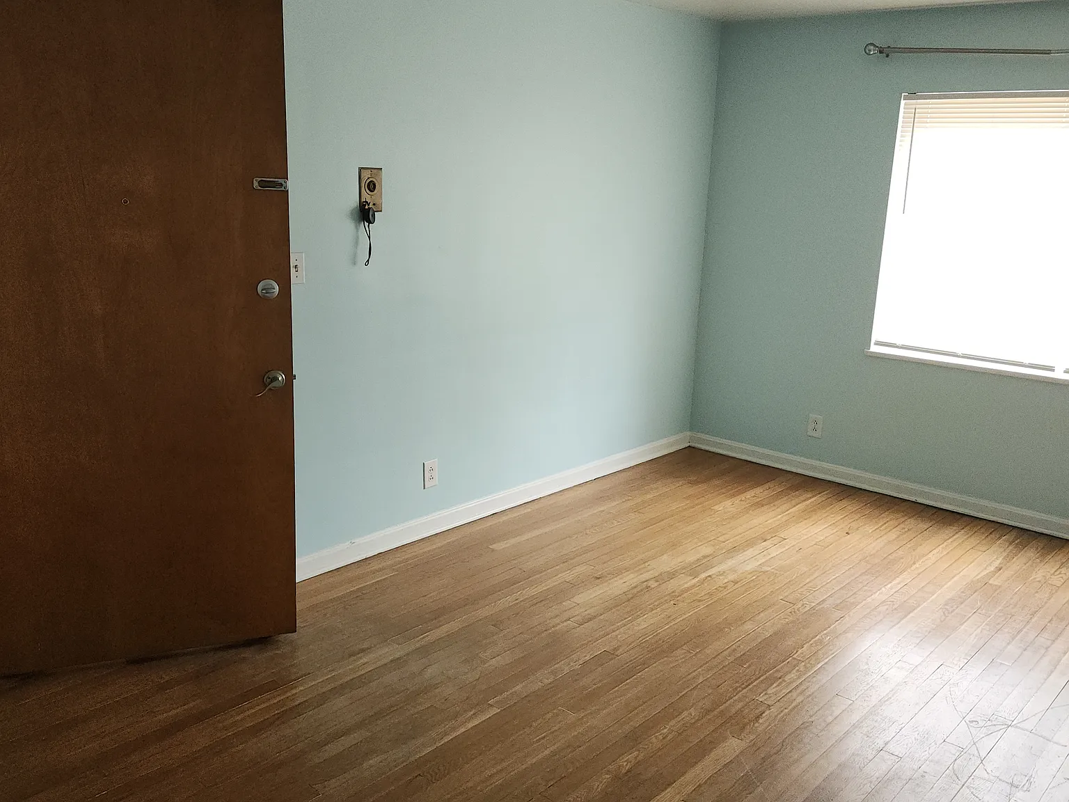 1 bed, 1000 sqft, $900 — Photo 4