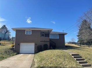 101 Darby Ct, Weirton, WV 26062