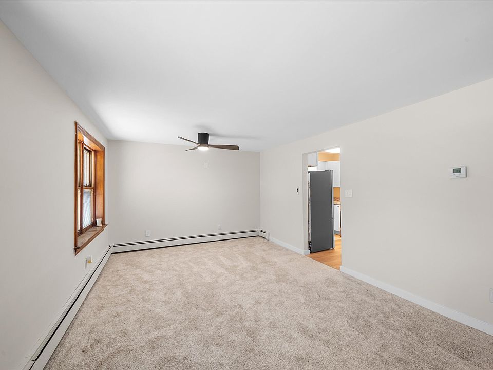 1040 N Wayne Rd, photo 11