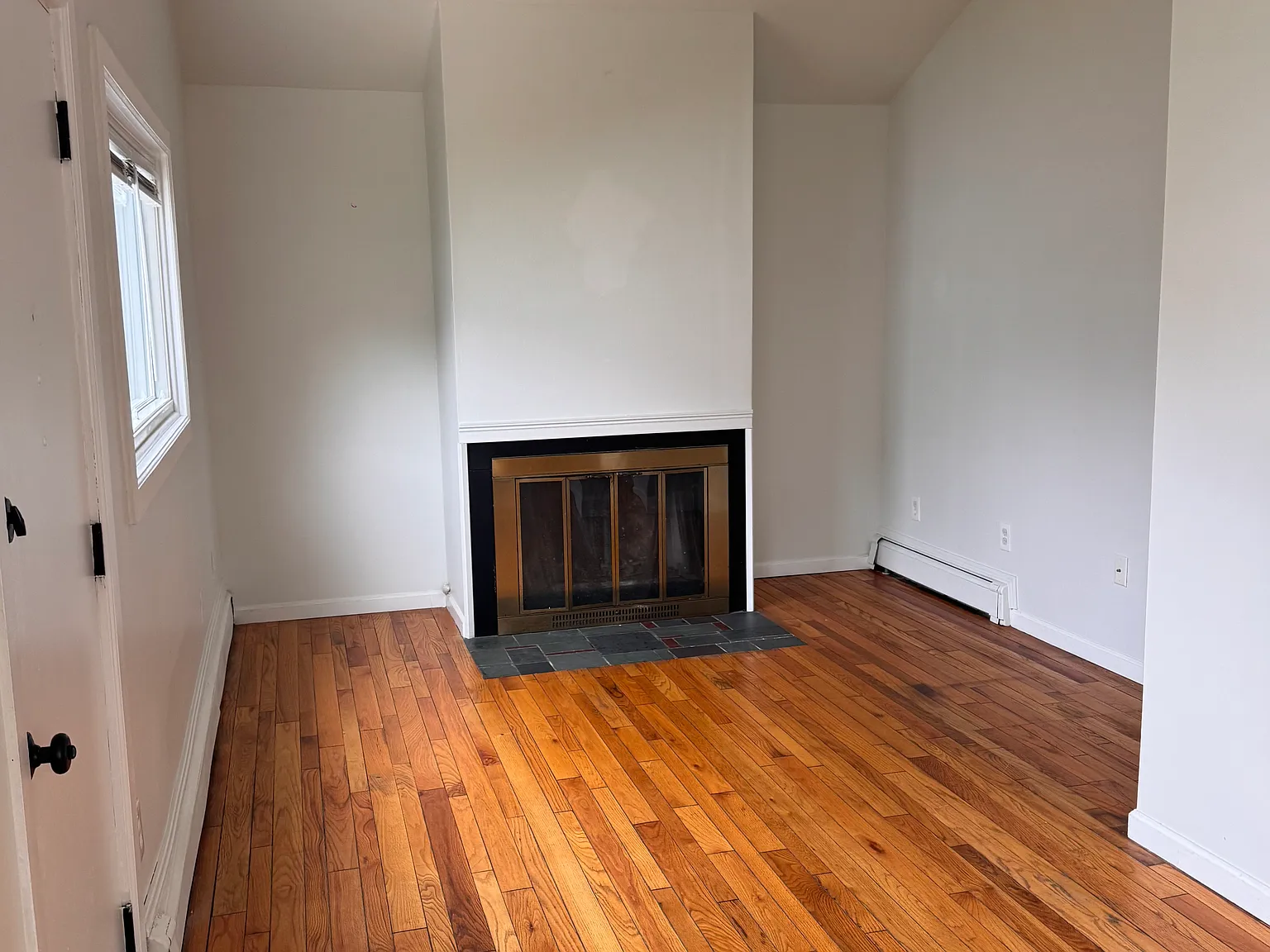 2 bed, 1433 sqft, $2,300 — Photo 3