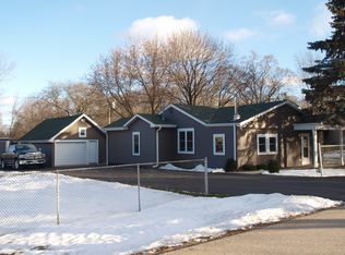 36895 N Edward Ave, Lake Villa, IL