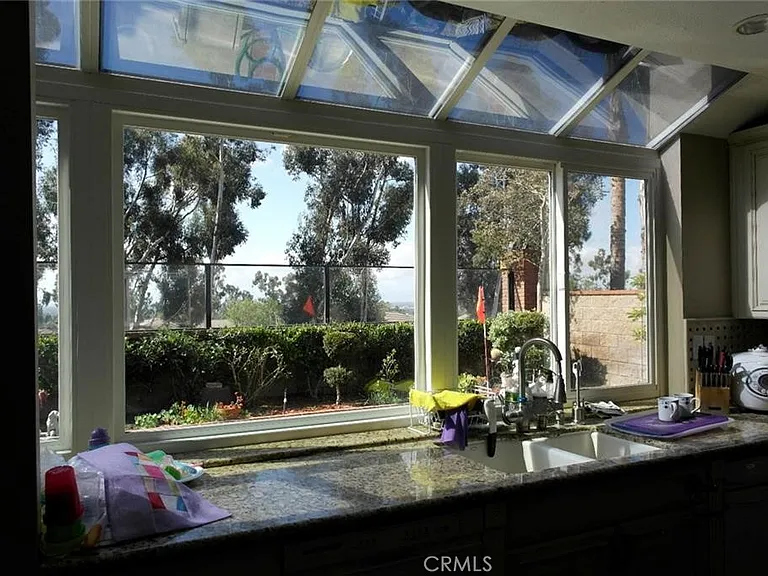 1854 Brooke Ln — Photo 11