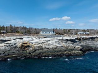 95 Pumpkin Cove Rd, New Harbor, ME 04554