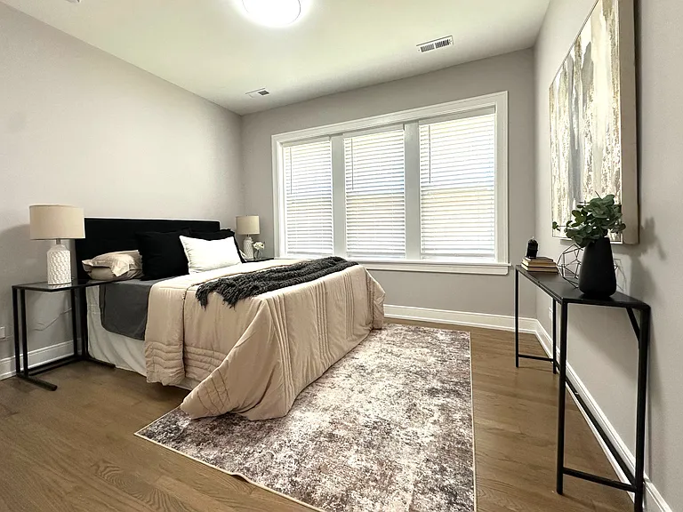 2639 W Carmen Ave #3E — Photo 14
