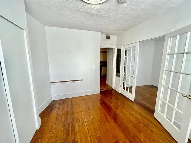 1 bed, 500 sqft, $2,450 — Photo 2