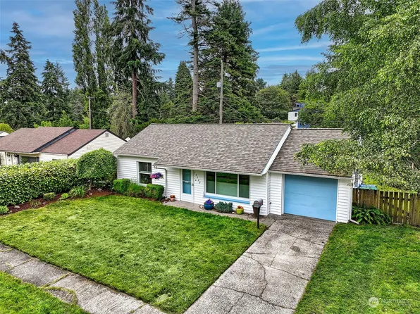 18022 9th Avenue NE, Shoreline, WA 98155