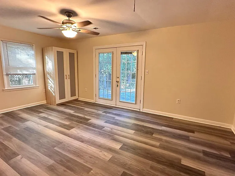 8334 Idylwood Rd — Photo 10