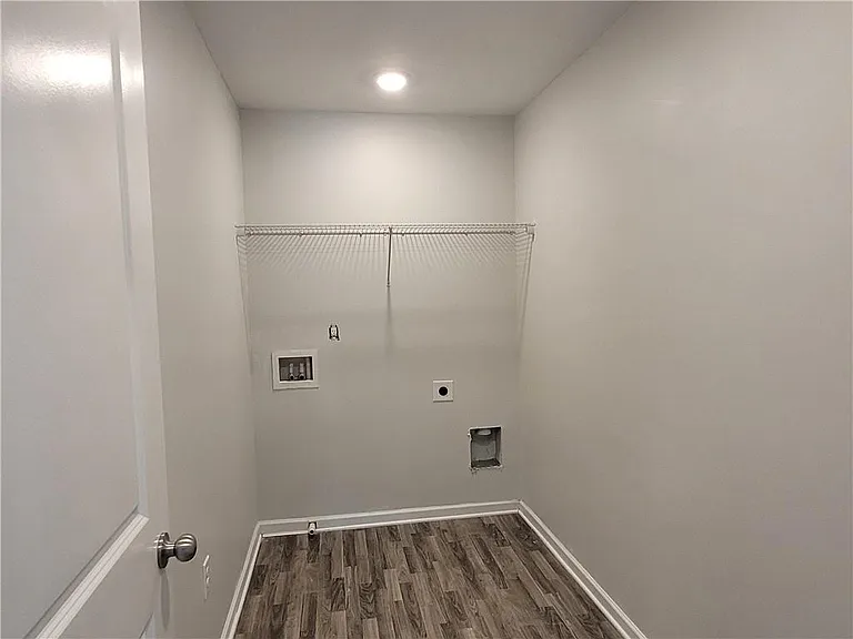 7934 Rudder Cir — Photo 27