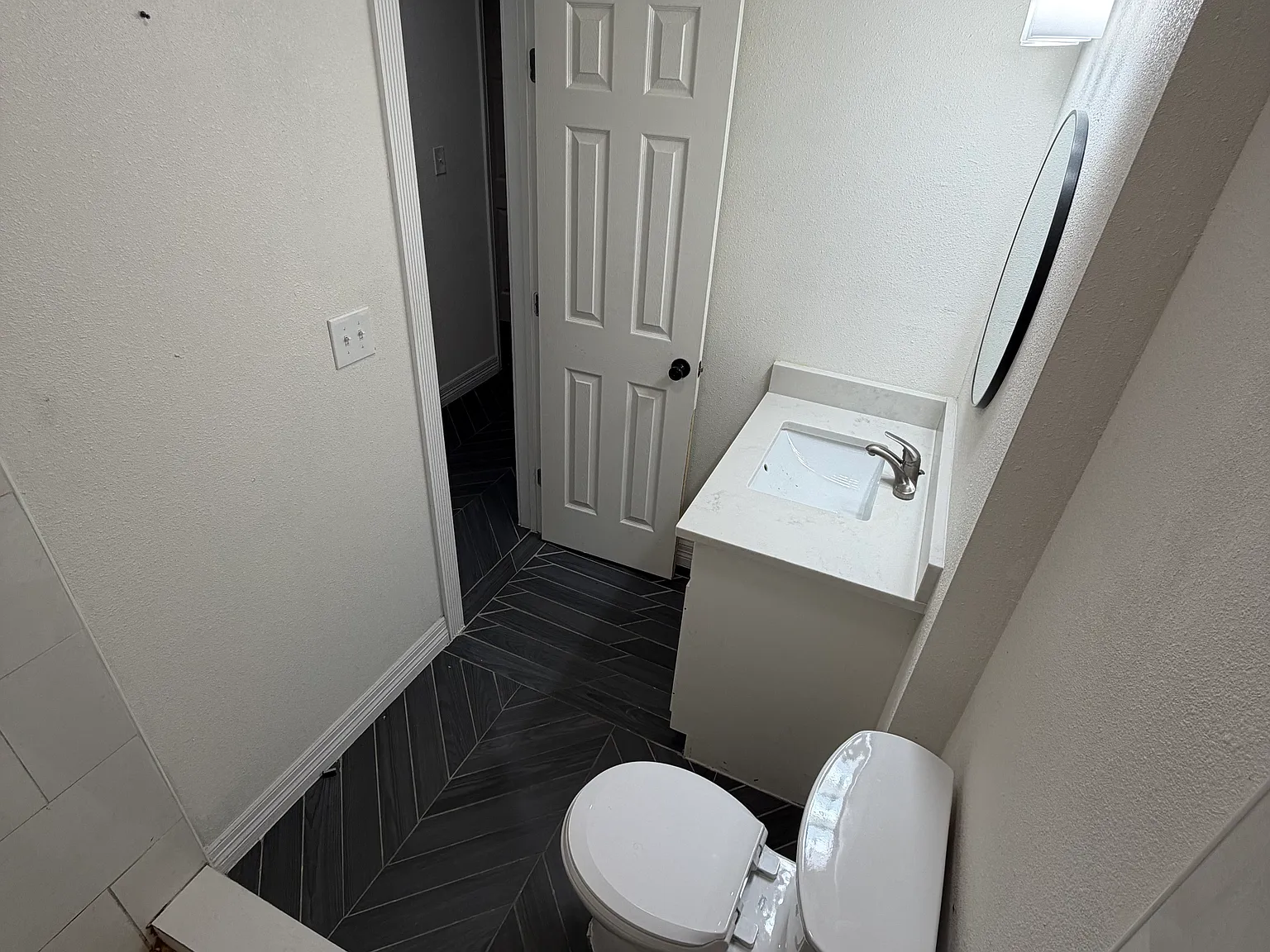 3 bed, 1000 sqft, $1,850 — Photo 2