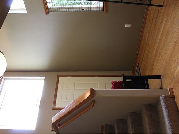 5th image of 12417 10th St NE