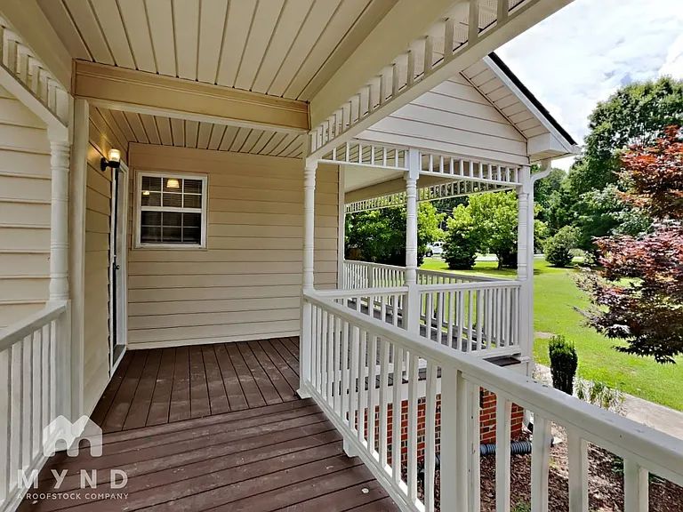 104 Carrington Dr — Photo 21