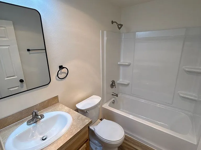 4435 Campbell Dr SE — Photo 18