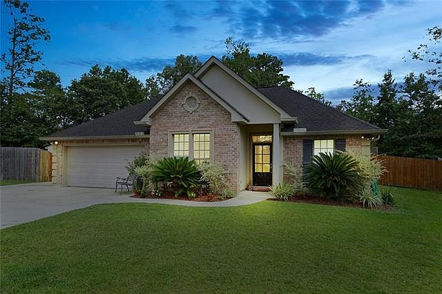1st image of 608 Leighton Ct