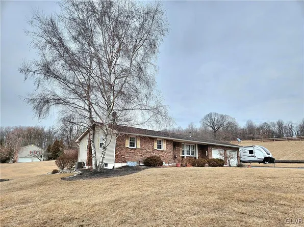 80 Tumble Creek Rd, Easton, PA 18042