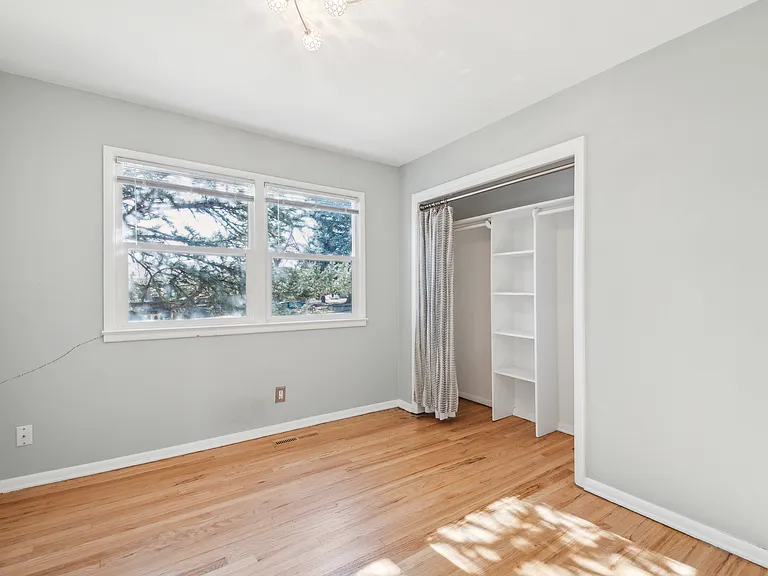 1102 N Star Dr — Photo 32