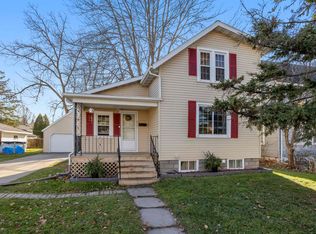 817 W Packard St, Appleton, WI 54914