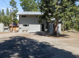 42640 Pinecone Ln, Auberry, CA 93602