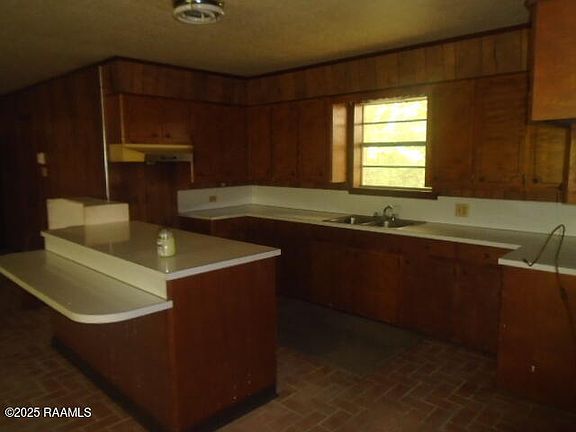 5th image of 1248 N Portage Rd