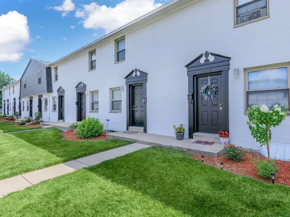 TOWNHOMES AT BLENDON