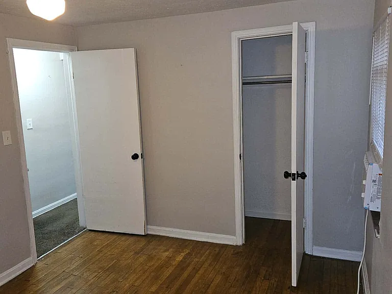 490 E 222nd St #2 — Photo 10