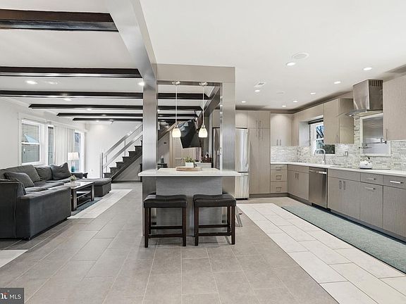 5th image of 10 Inbrook Rd