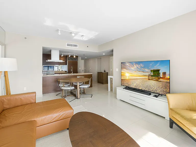 495 Brickell Ave #911 — Photo 7