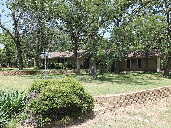 2nd image of 600 Runaway Bay Dr