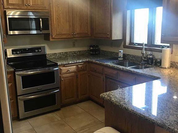 3rd image of 1721 O'Hearn Ln