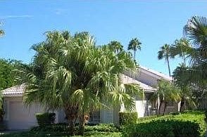 1st image of 739 Pinehurst Way