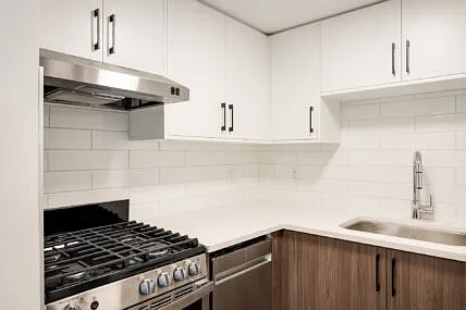 435 Lampson St #103 — Photo 8