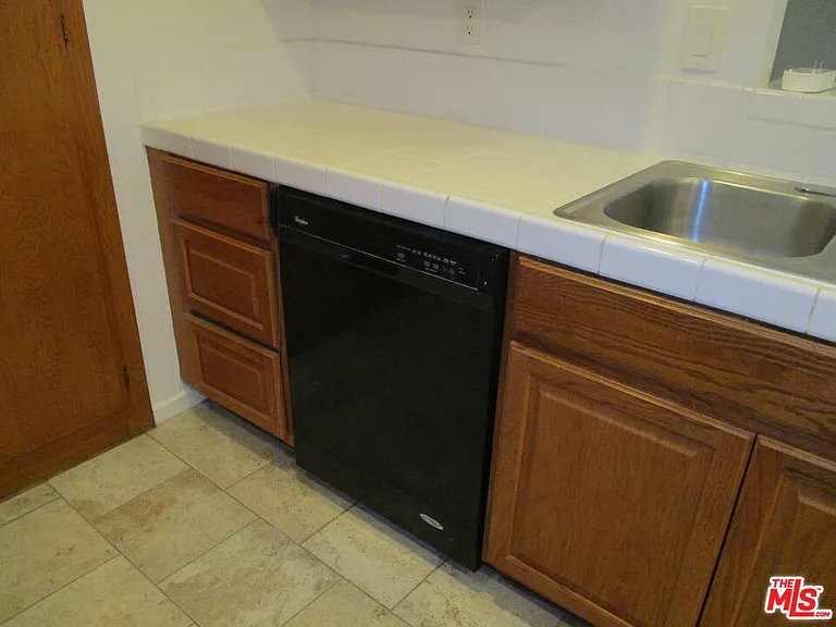 3802 Dunford Ln #D — Photo 12