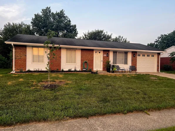 1970 Arapaho Dr, Circleville, OH 43113