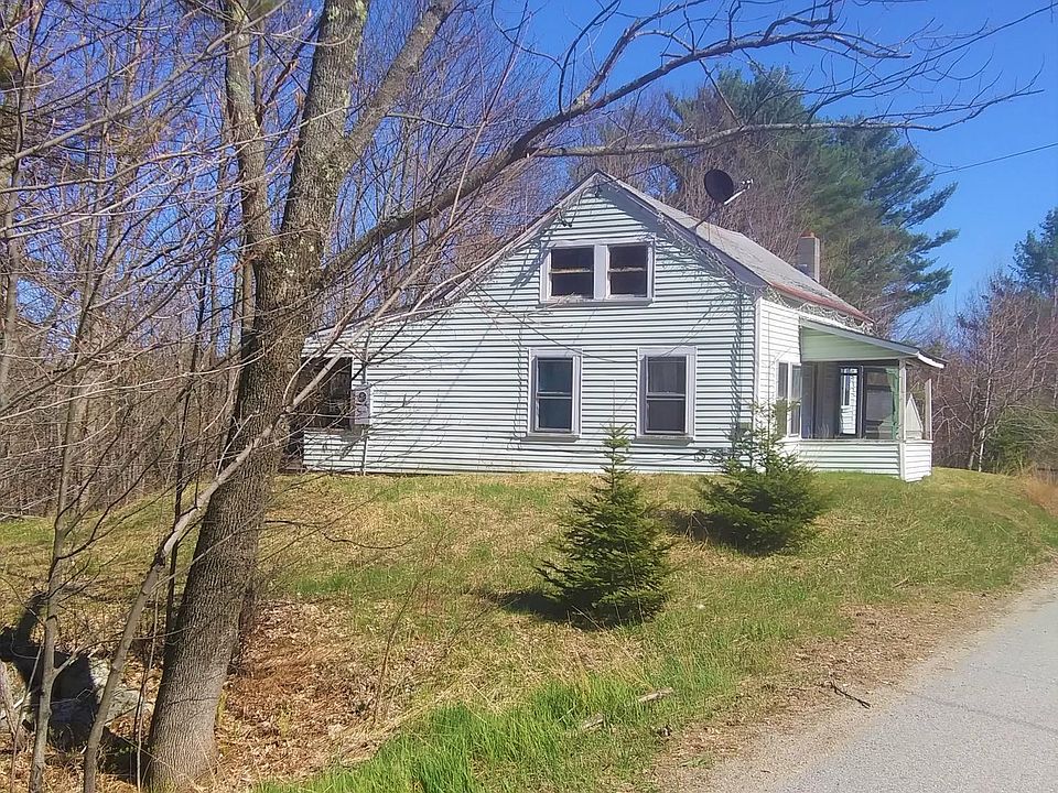 2nd image of 1015 S Main St
