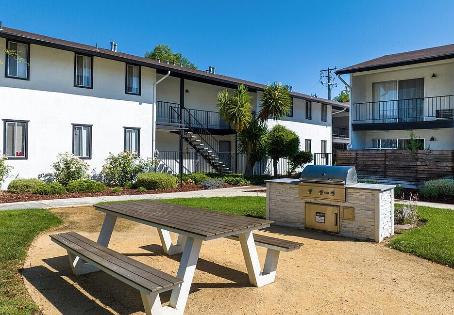 The Valley Apartments 7581 Amador Valley Blvd Dublin, CA Zillow