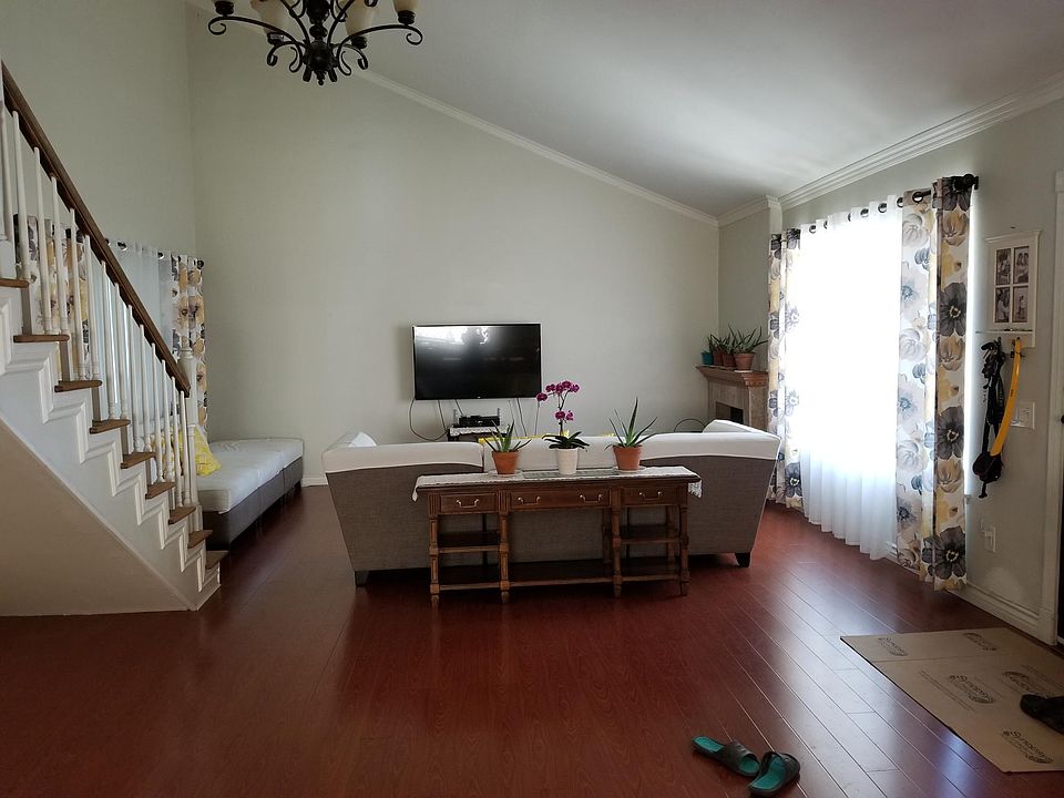 2nd image of 12553 Eckleson St