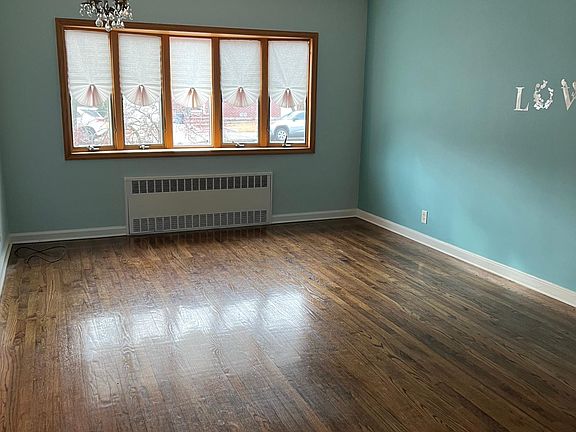 3rd image of 58-29 Oceania St