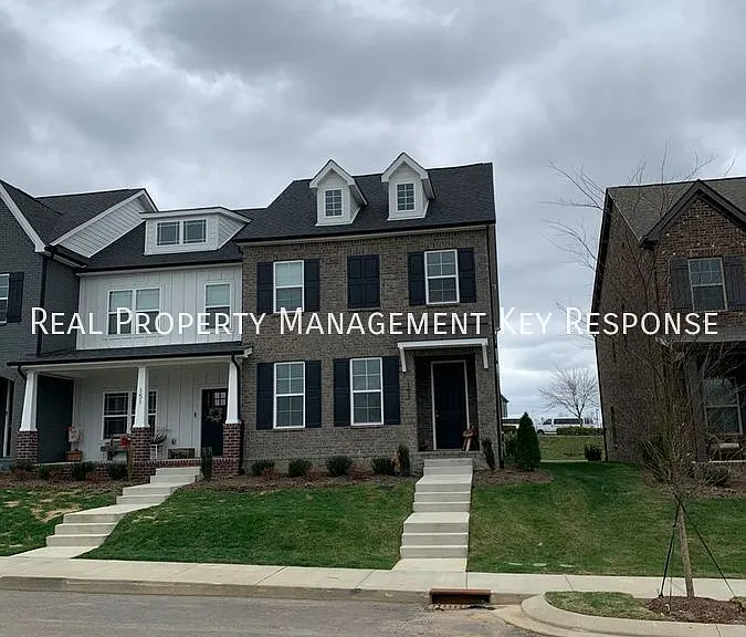 153 Grandstand Blvd — Photo 21