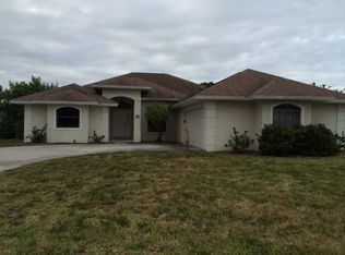 2140 Dunmore Ln, Vero Beach, FL 32963