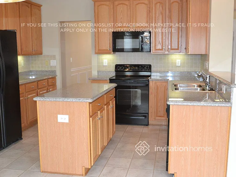 11609 Sidney Crest Ave — Photo 3